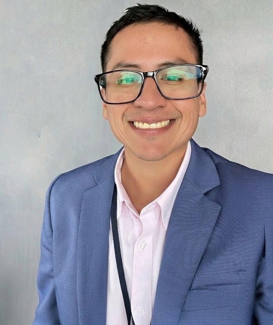 Dr. Efren Alba Foto 1